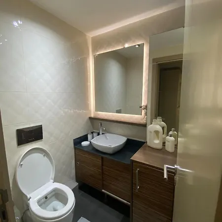 2br Modern Flat In Ortakoey Close To The Sea 아파트